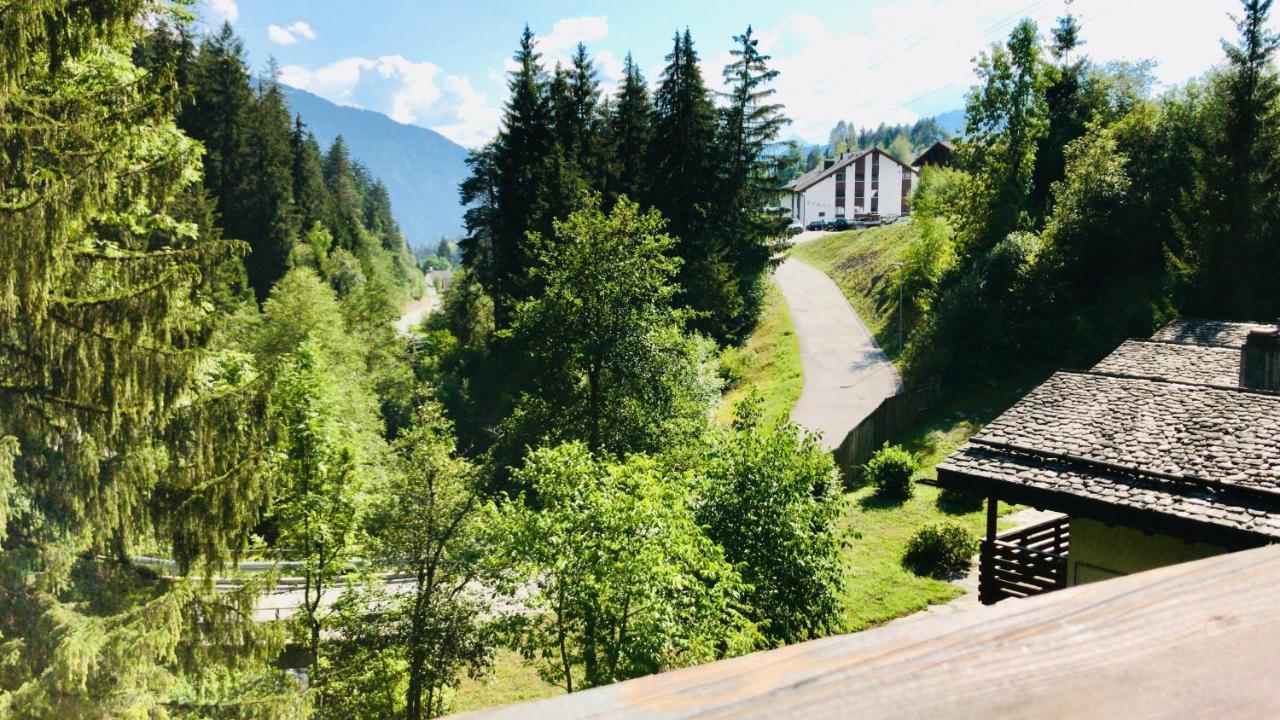 Ferienwohnung Laax Mit Traumblick, Grossem Balkon Und Terrasse Exterior foto